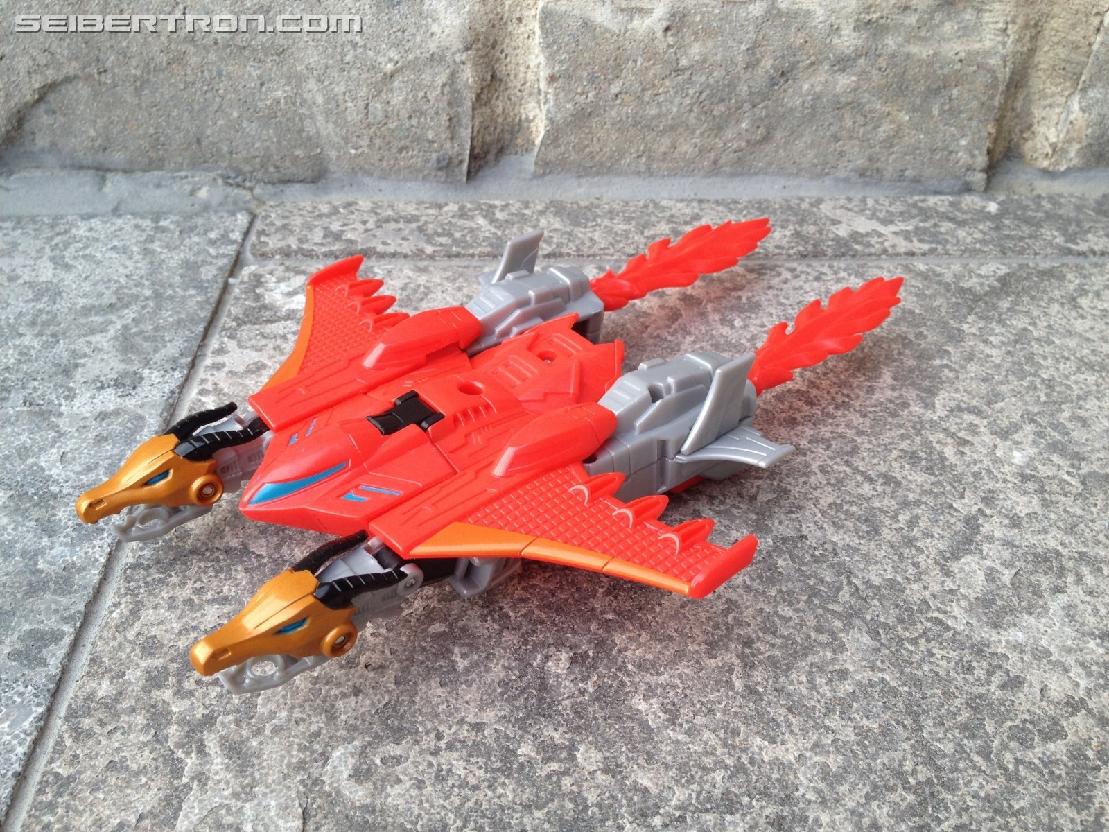 Transformers News: Pictorial Review of Warrior Twinferno from Robots in Disguise Transformers News: Pictorial Review of Warrior Twinferno from Robots in Disguise