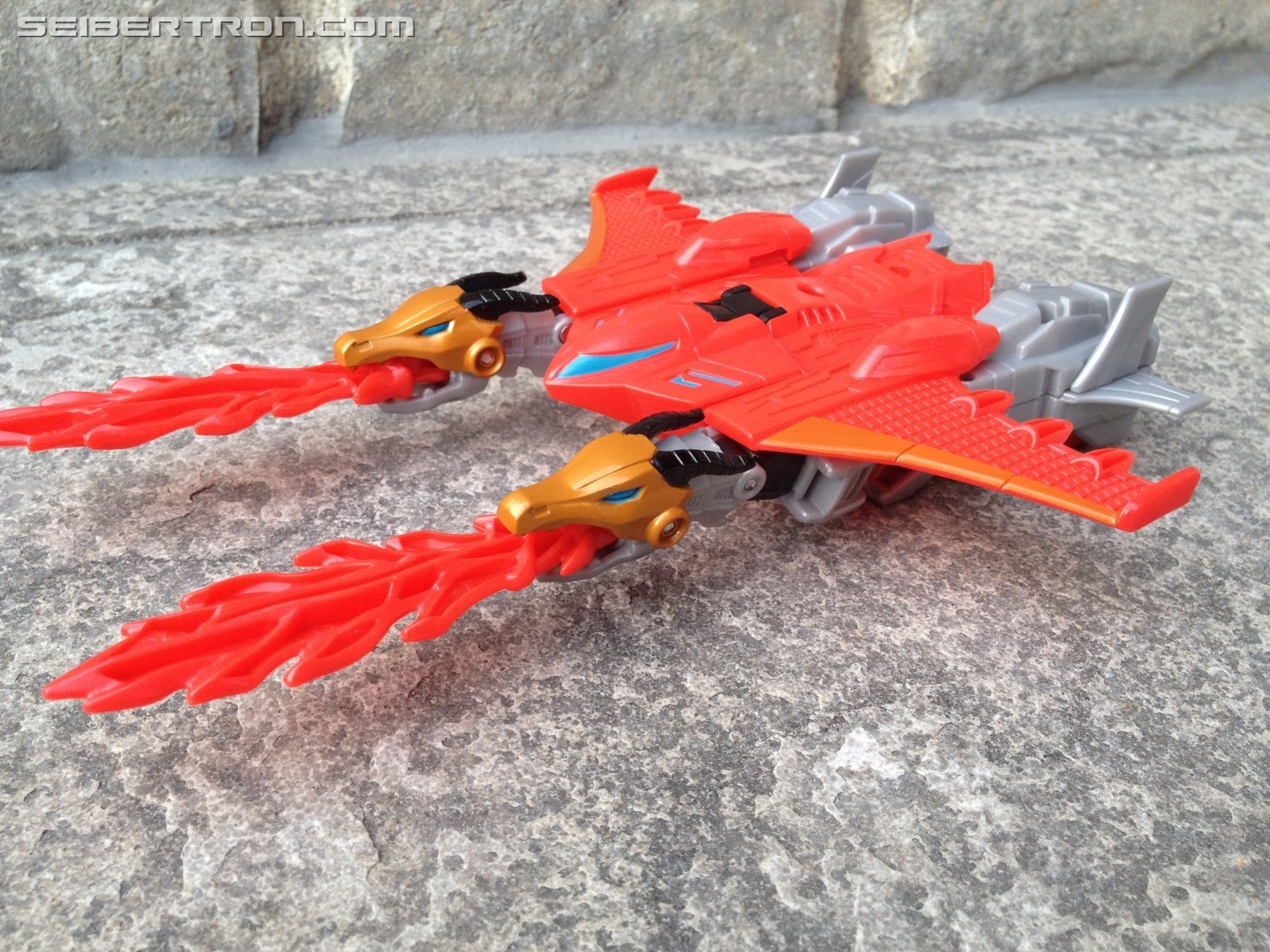 Transformers News: Pictorial Review of Warrior Twinferno from Robots in Disguise Transformers News: Pictorial Review of Warrior Twinferno from Robots in Disguise