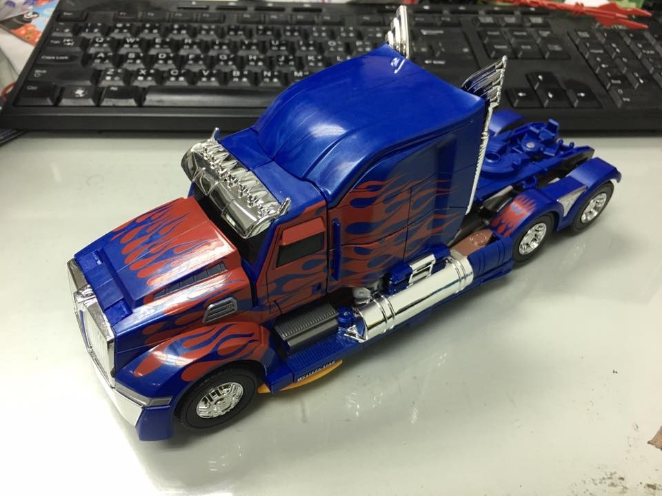 Transformers News: In-Hand Images of Takara Tomy Transformers: The Last Knight TLK-15 Calibur Optimus Prime