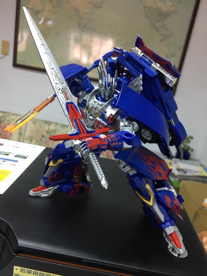 Transformers News: In-Hand Images of Takara Tomy Transformers: The Last Knight TLK-15 Calibur Optimus Prime