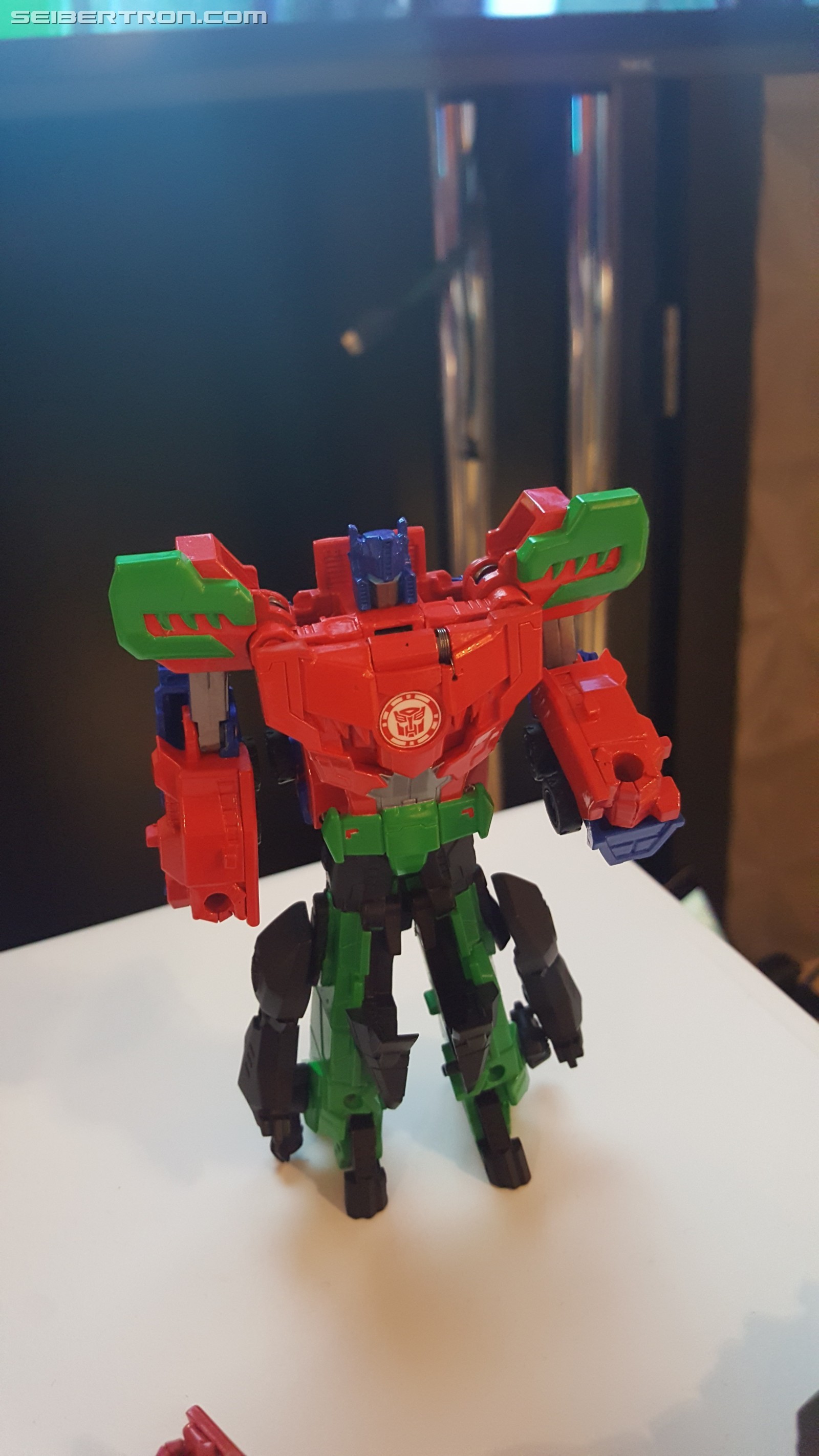 Transformers News: SDCC 2017: Hasbro Breakfast Press Event, Featuring RID Combiner Force Primelock & Saberclaw