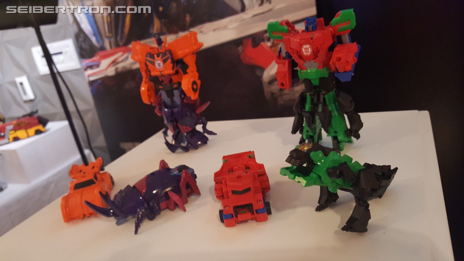 Transformers News: SDCC 2017: Hasbro Breakfast Press Event, Featuring RID Combiner Force Primelock & Saberclaw