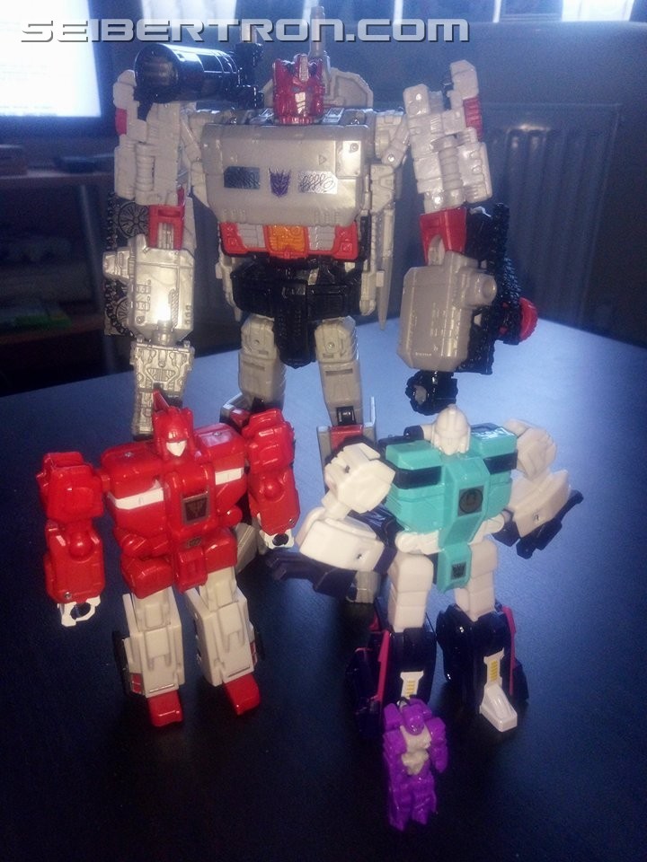 Transformers News: Review and in-hand images of Walgreens-exclusive Titans Return Wingspan & Cloudraker
