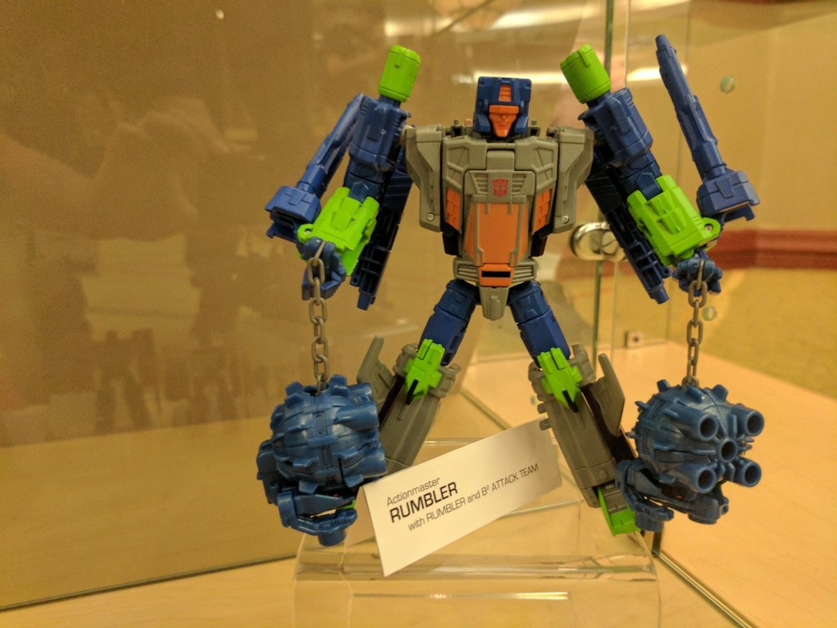 Transformers News: New Images of Concepts from Fun Pub and Customized Figures at Pete's Robot Convention 2017