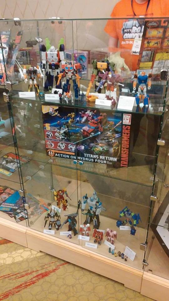 Transformers News: New Images of Concepts from Fun Pub and Customized Figures at Pete's Robot Convention 2017