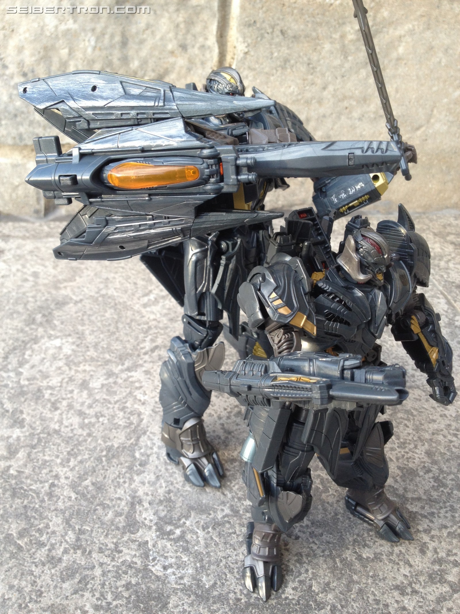 Transformers News: Leader vs Voyager: Which is the better Megatron Figure from Transformers the Last Knight