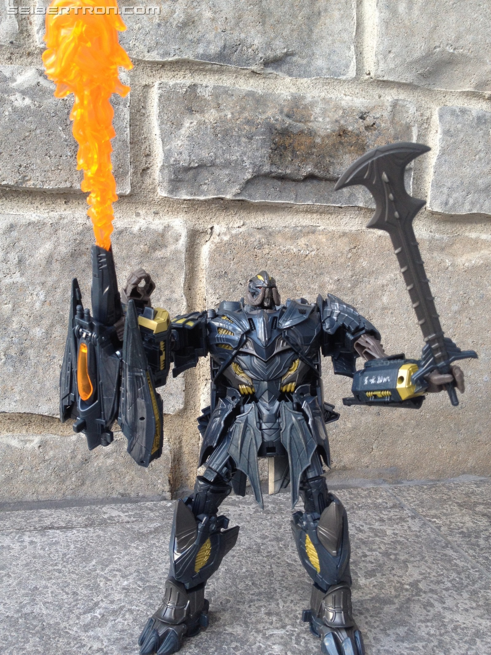 Transformers News: Leader vs Voyager: Which is the better Megatron Figure from Transformers the Last Knight