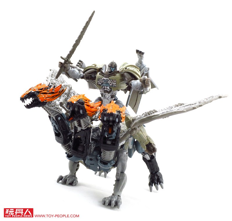 Transformers News: Video Review of Cogman and More Images of Later Wave Deluxes from Transformers: The Last Knight Transformers News: Video Review of Cogman and More Images of Later Wave Deluxes from Transformers: The Last Knight