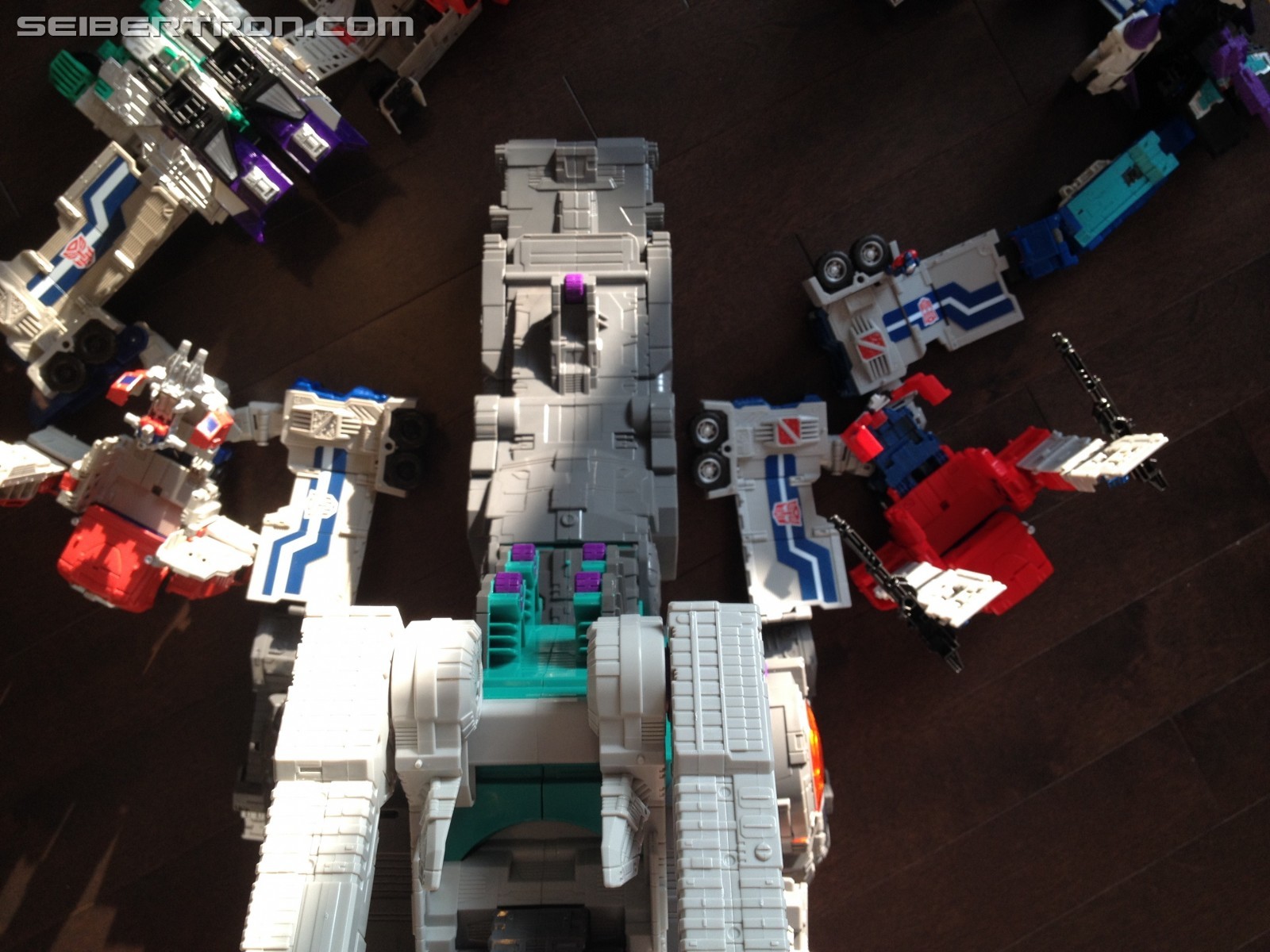 Transformers News: Images of all Transformers Titans Return Bases Connected with Takara God Bomber