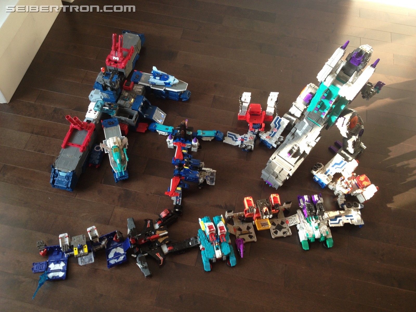 Transformers News: Images of all Transformers Titans Return Bases Connected with Takara God Bomber