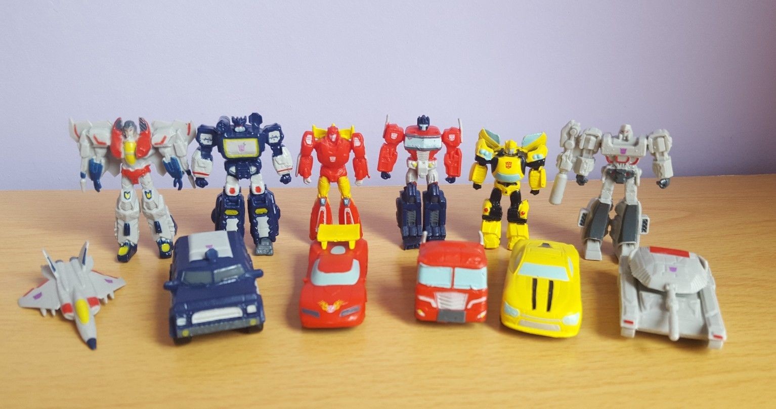 Transformers News: Another Look at Transformers Busy Book Figures