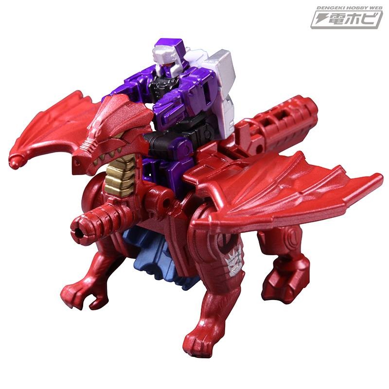 Transformers News: More images of Takara Legends G2 Megatron, Targetmaster Windblade and Decepticon Clones Transformers News: More images of Takara Legends G2 Megatron, Targetmaster Windblade and Decepticon Clones