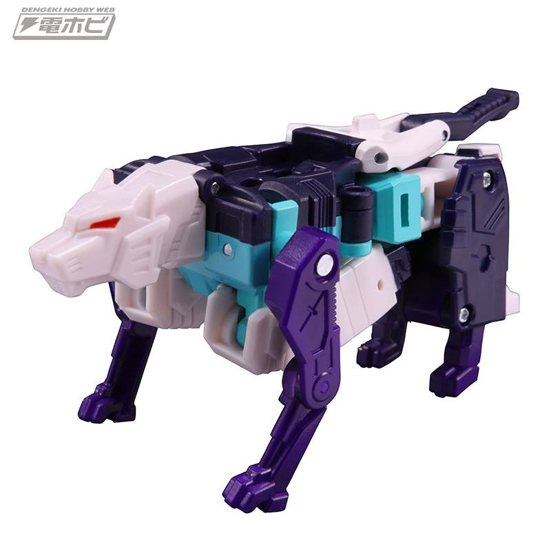 Transformers News: More images of Takara Legends G2 Megatron, Targetmaster Windblade and Decepticon Clones Transformers News: More images of Takara Legends G2 Megatron, Targetmaster Windblade and Decepticon Clones