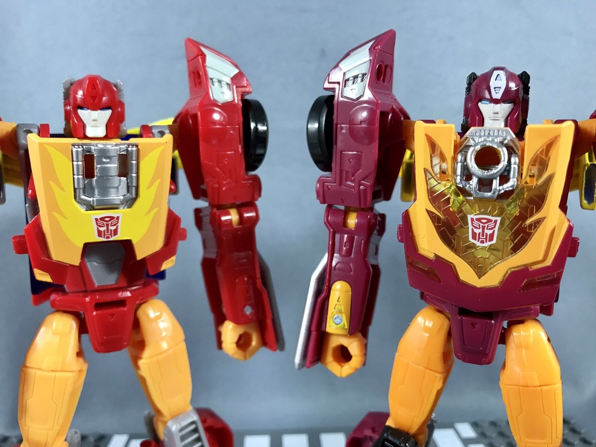 Transformers News: Re: Takara Tomy Transformers Legends Thread