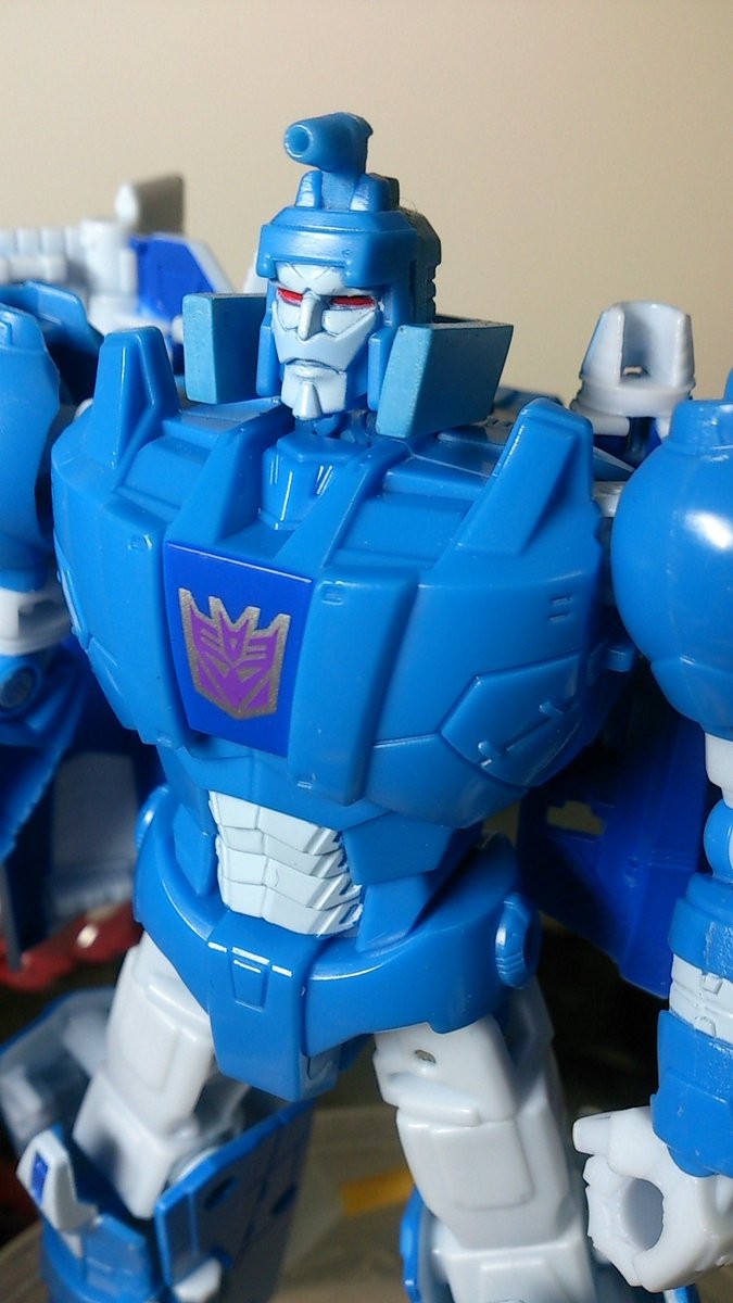 Transformers News: Images of Takara Transformers Legends Sweeps with New Sweep Head Transformers News: Images of Takara Transformers Legends Sweeps with New Sweep Head