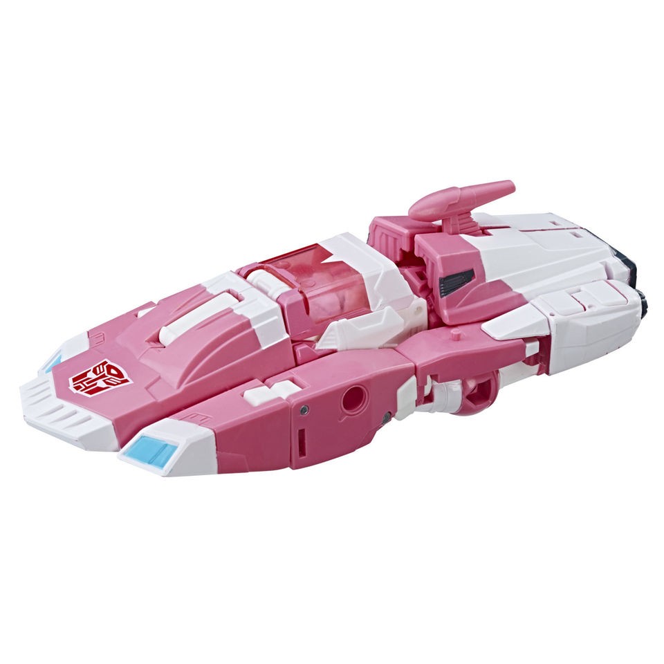Transformers News: Transformers Titans Return Arcee and Ultra Magnus Pack for Pre-Order on TRU.com