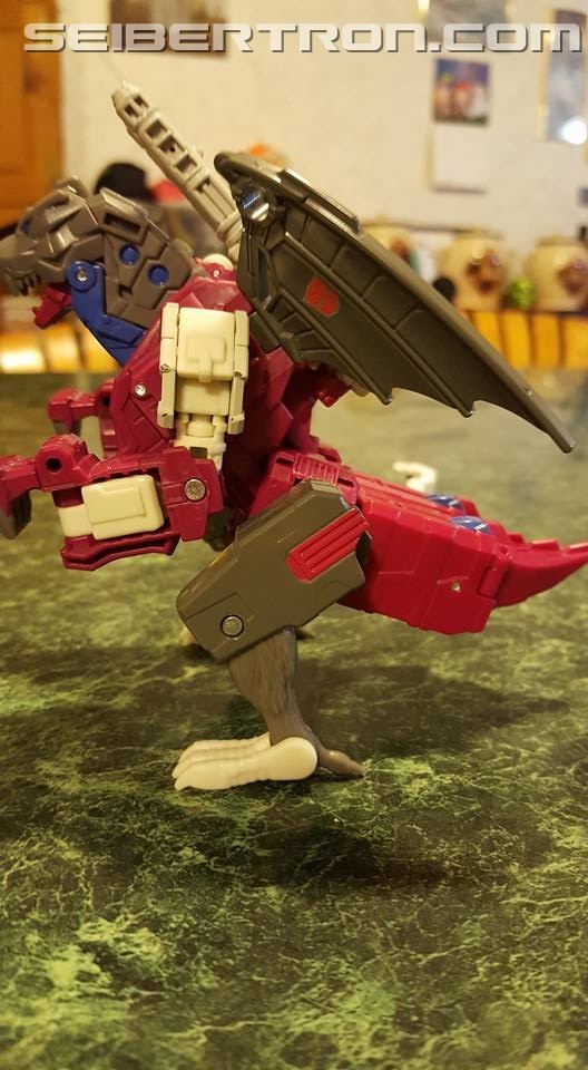 Transformers News: Pictorial and Video Review for Transformers Titans Return Grotusque with Fengul and Scorponok