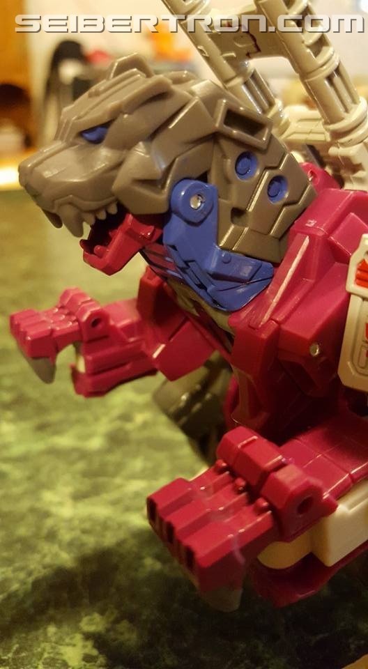Transformers News: Pictorial and Video Review for Transformers Titans Return Grotusque with Fengul and Scorponok