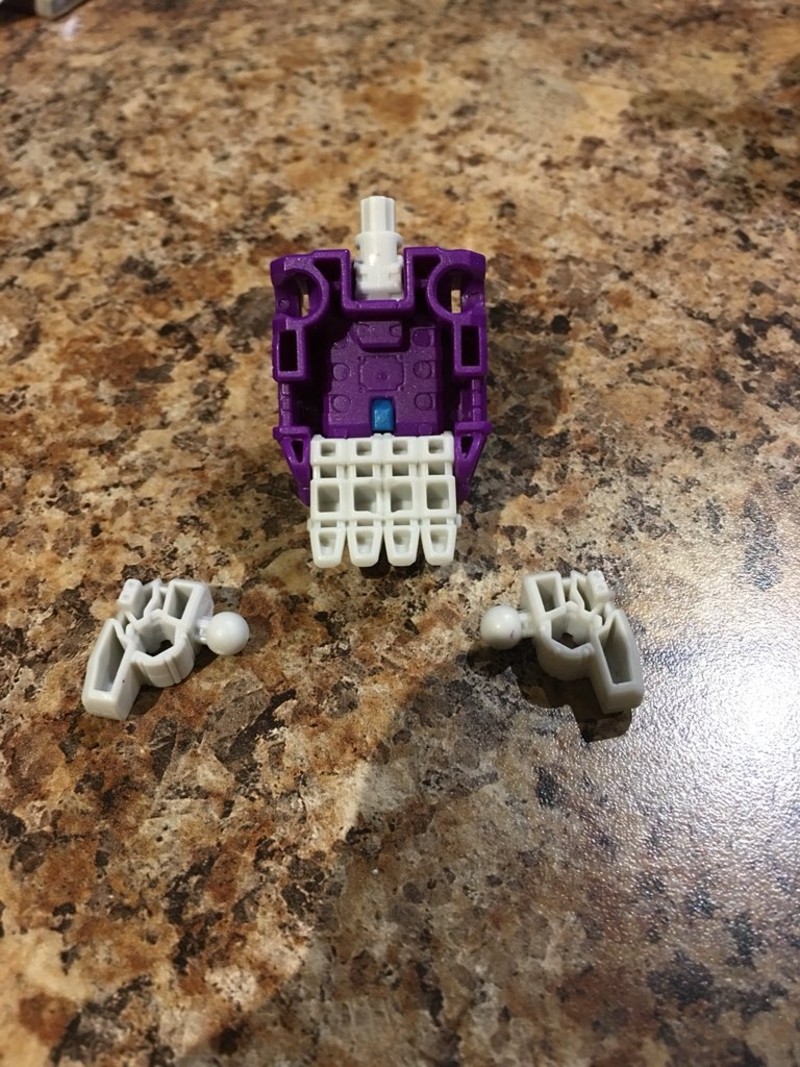 Transformers News: Wave 1 Deluxes from Transformers Power of the Primes Found at US Retail + In Hand Images of  Dreadwi