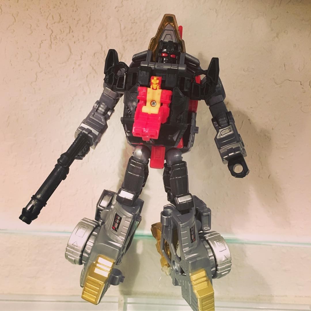 Transformers News: More In-Hand Images of Transformers Power of the Primes Wave 1 Deluxes: Slug, Swoop, Dreadwind