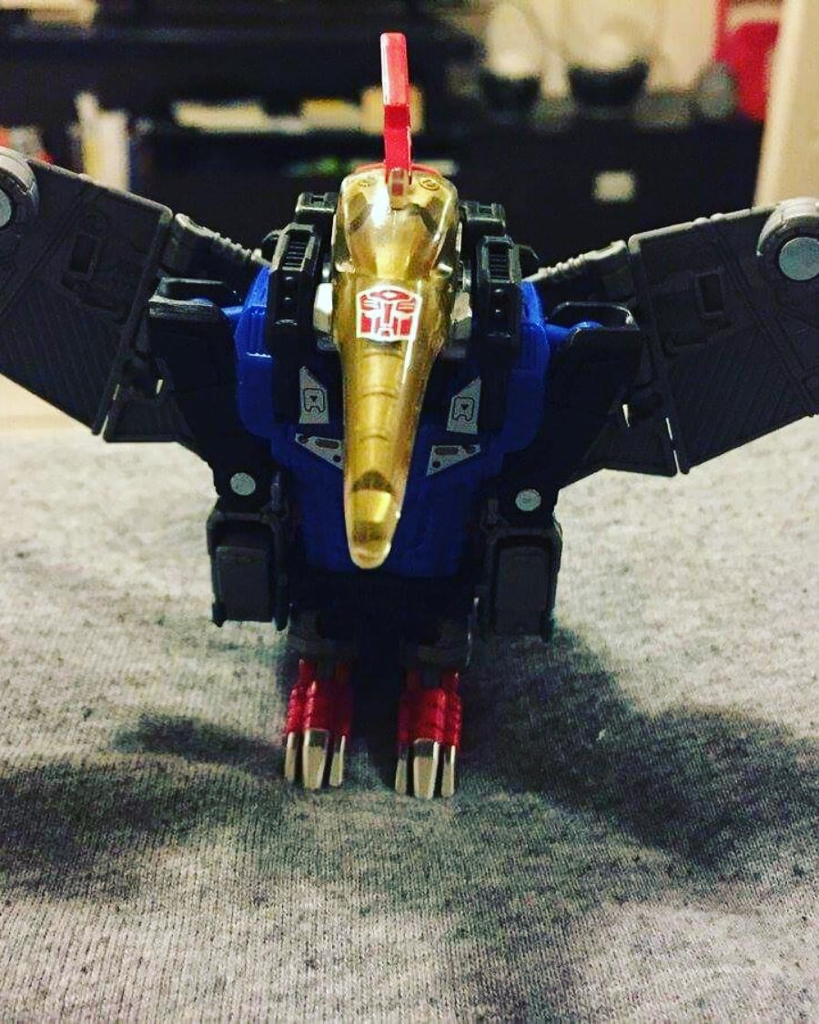 Transformers News: More In-Hand Images of Transformers Power of the Primes Wave 1 Deluxes: Slug, Swoop, Dreadwind
