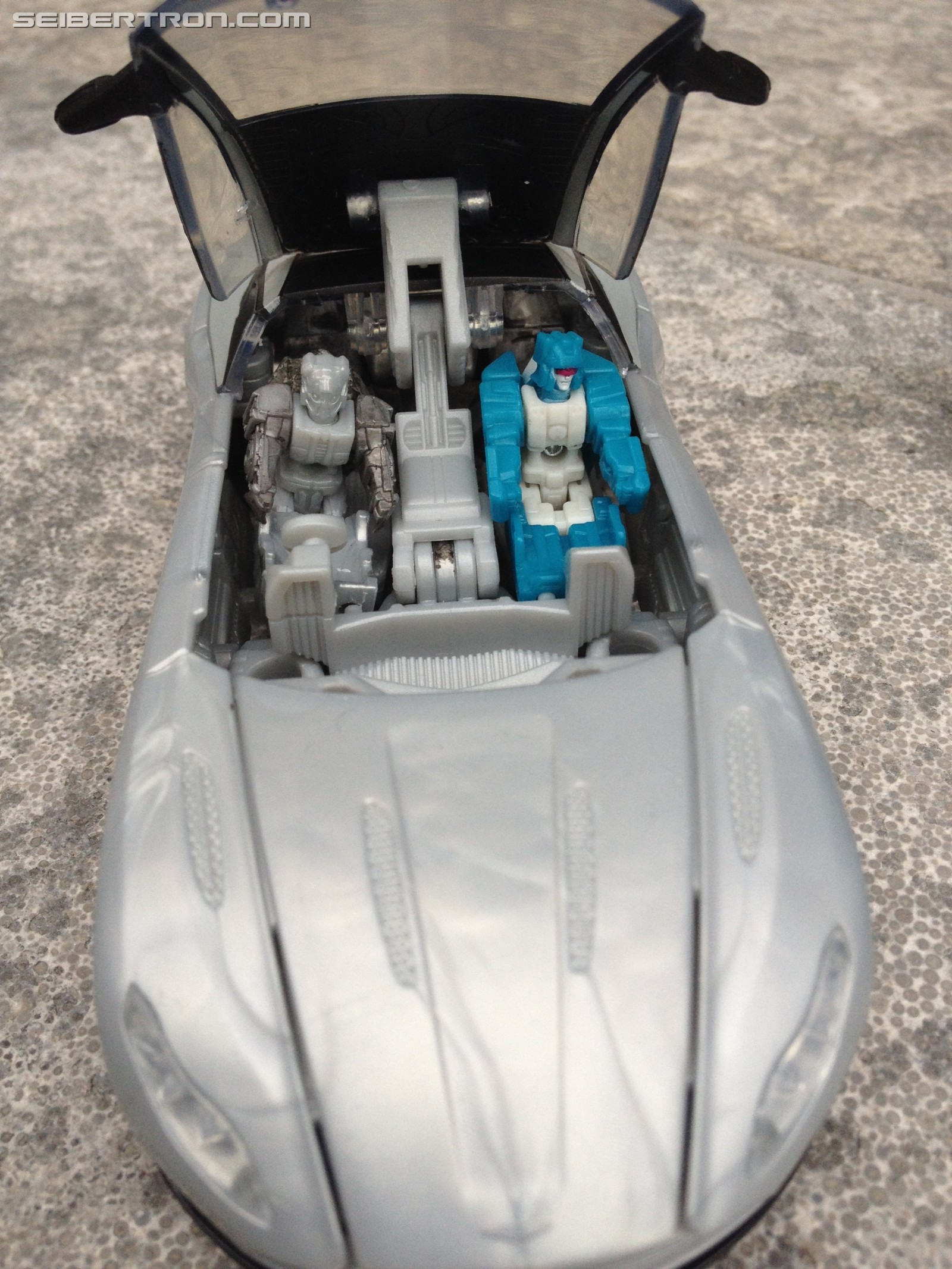 Transformers News: Pictorial Review of Deluxe Cogman from Transformers: The Last Knight