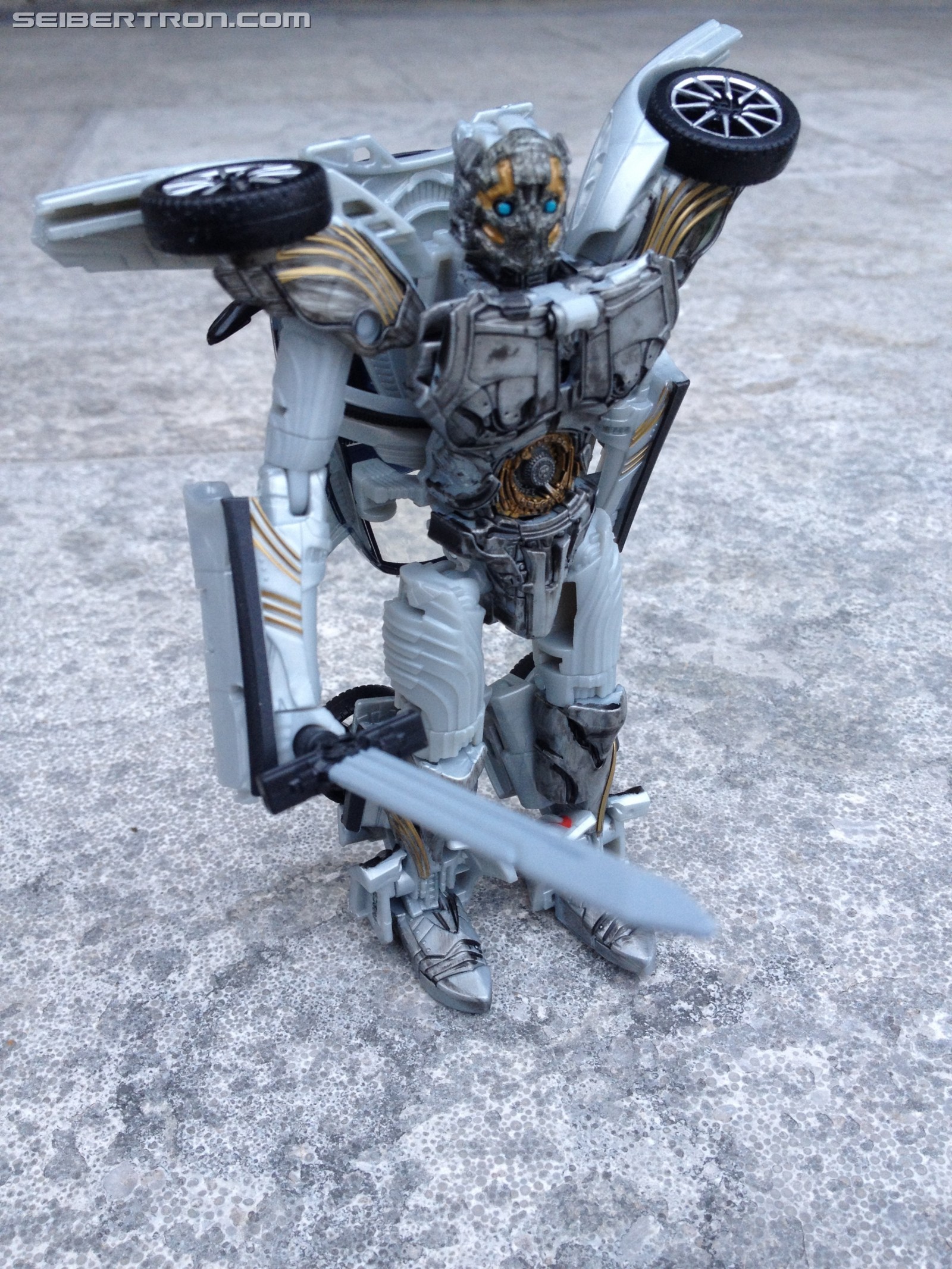 Transformers News: Pictorial Review of Deluxe Cogman from Transformers: The Last Knight