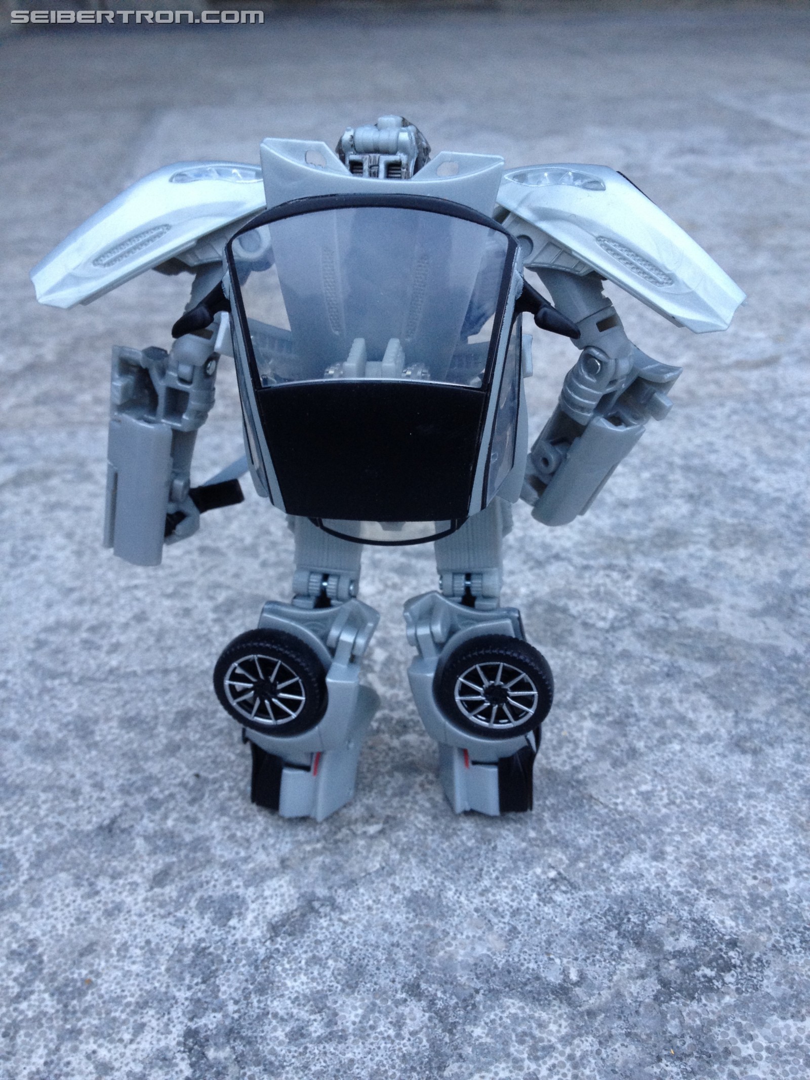 Transformers News: Pictorial Review of Deluxe Cogman from Transformers: The Last Knight