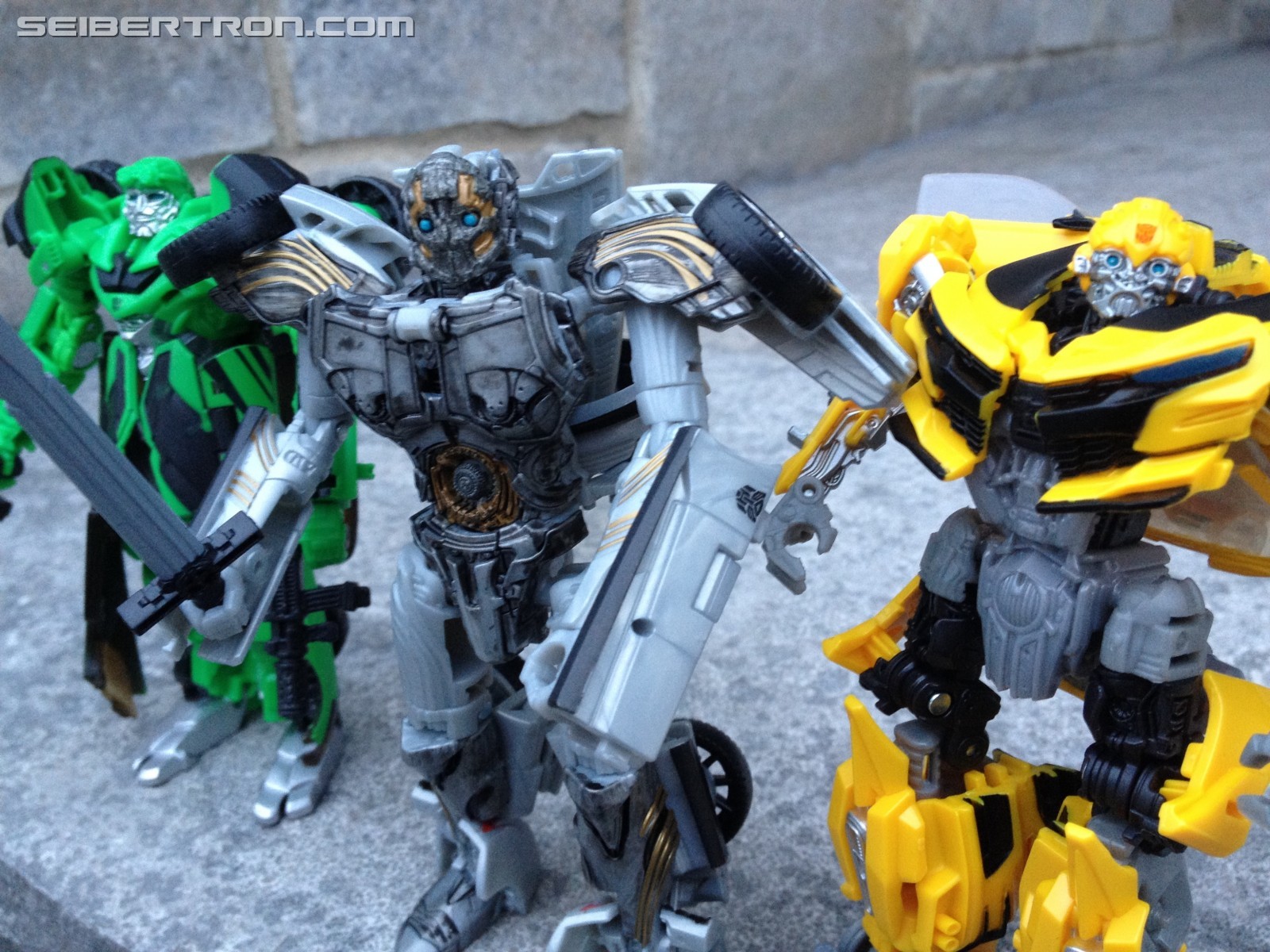 Transformers News: Pictorial Review of Deluxe Cogman from Transformers: The Last Knight