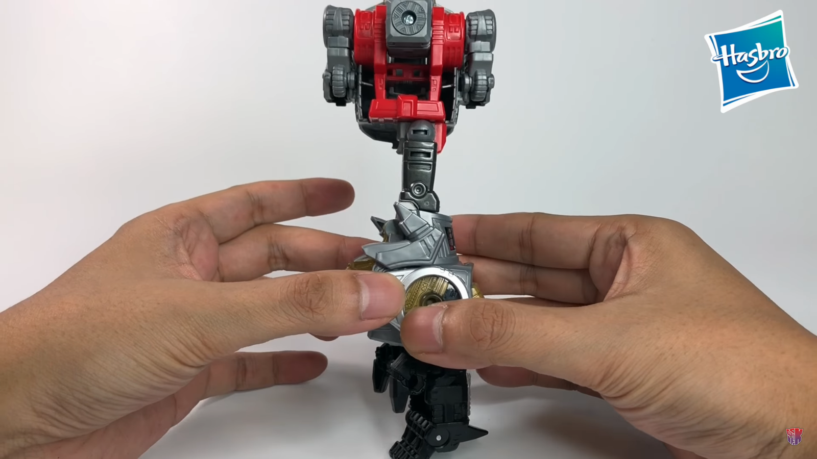 Transformers News: Initial In-Hand Images of Transformers Power of the Primes Grimlock, Slash & Volcanicus