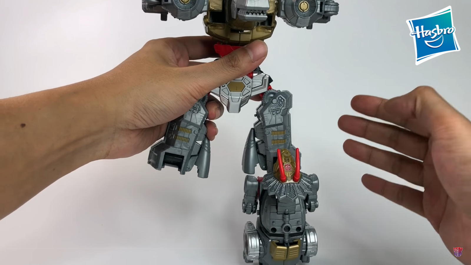 Transformers News: Initial In-Hand Images of Transformers Power of the Primes Grimlock, Slash & Volcanicus