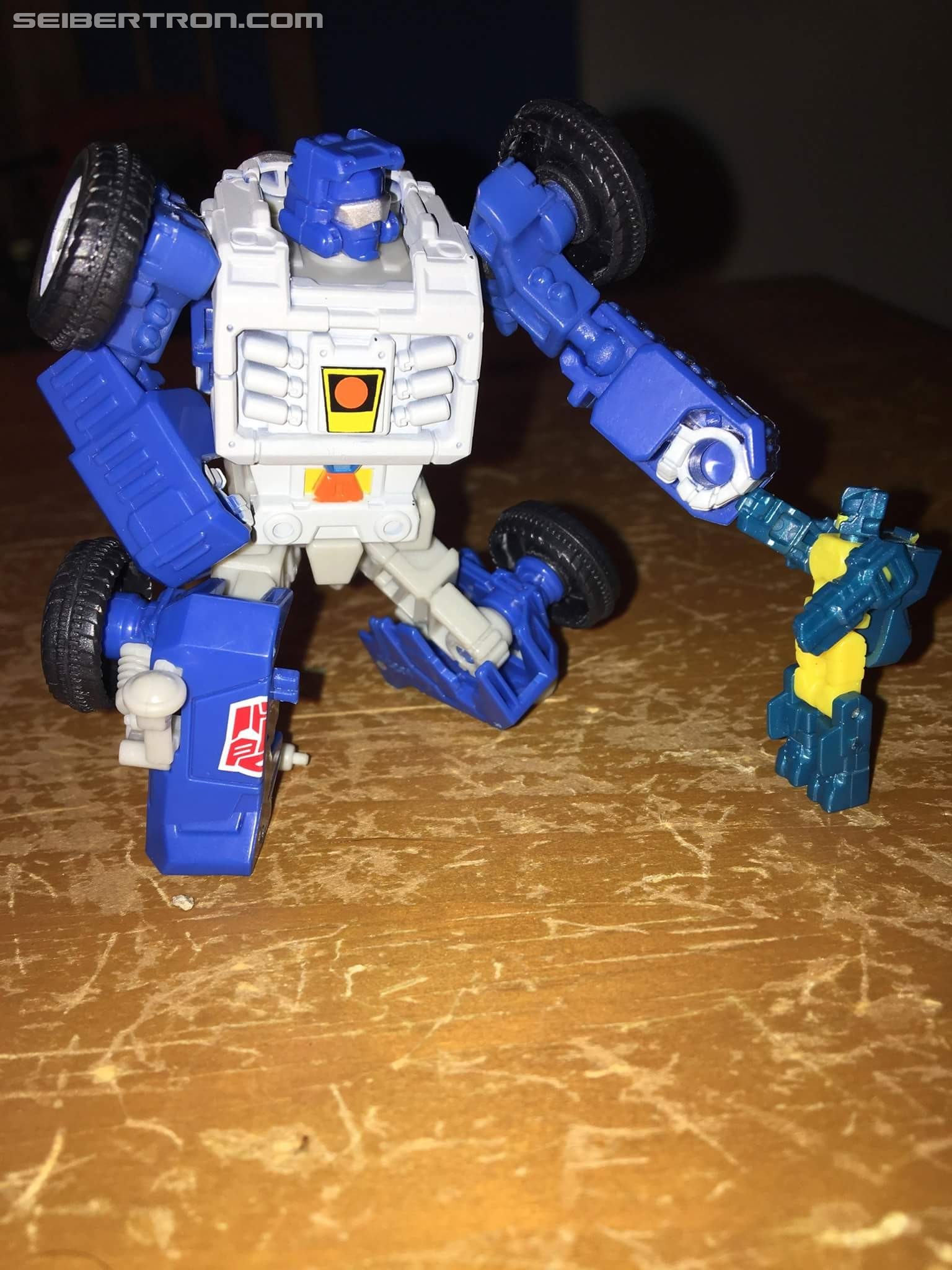 Transformers News: In-Hand Images of Transformers Power of the Primes Legend class Windcharger, Beachcomber, Slash, Sk Transformers News: In-Hand Images of Transformers Power of the Primes Legend class Windcharger, Beachcomber, Slash, Sk