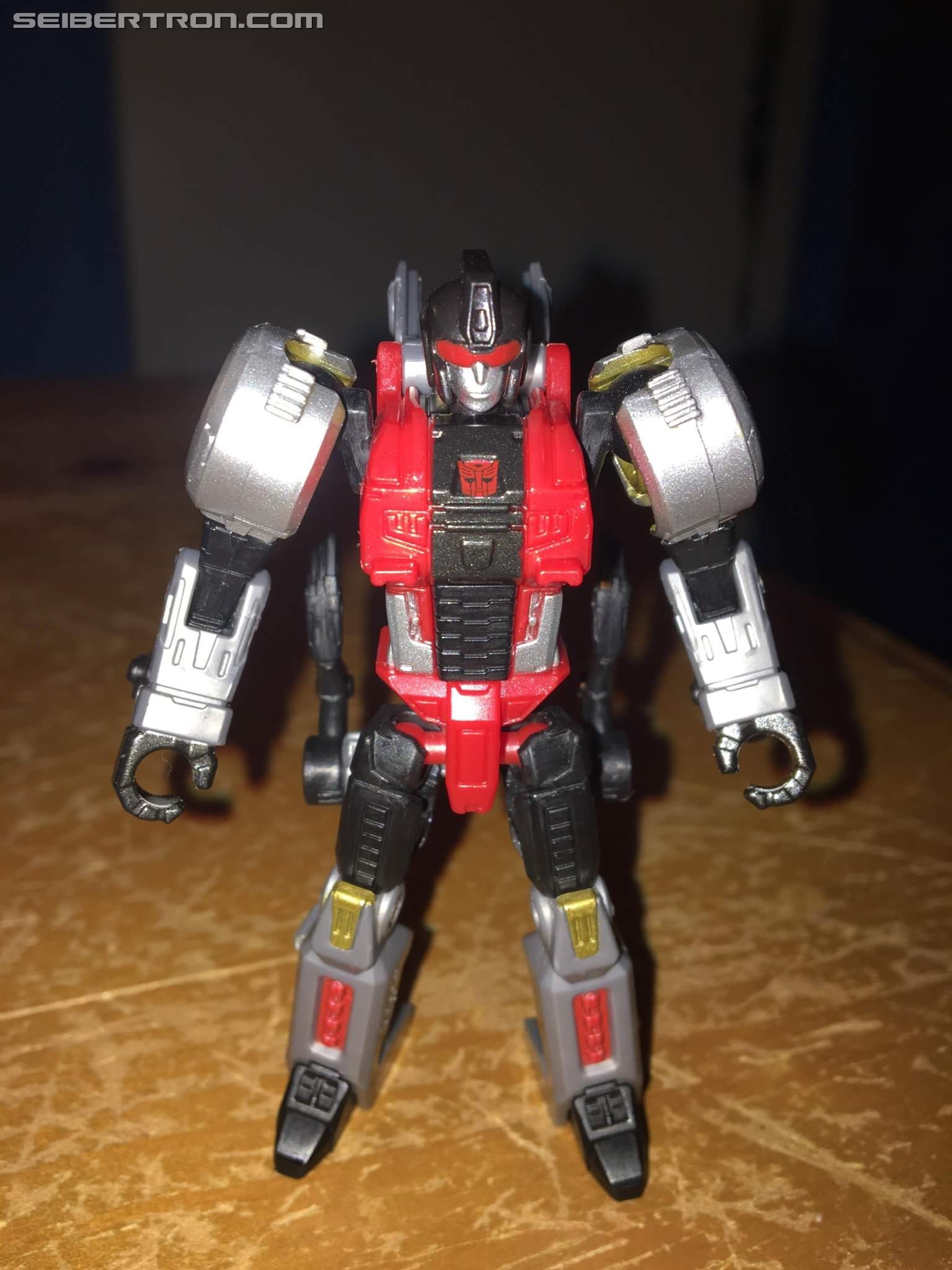 Transformers News: In-Hand Images of Transformers Power of the Primes Legend class Windcharger, Beachcomber, Slash, Sk Transformers News: In-Hand Images of Transformers Power of the Primes Legend class Windcharger, Beachcomber, Slash, Sk