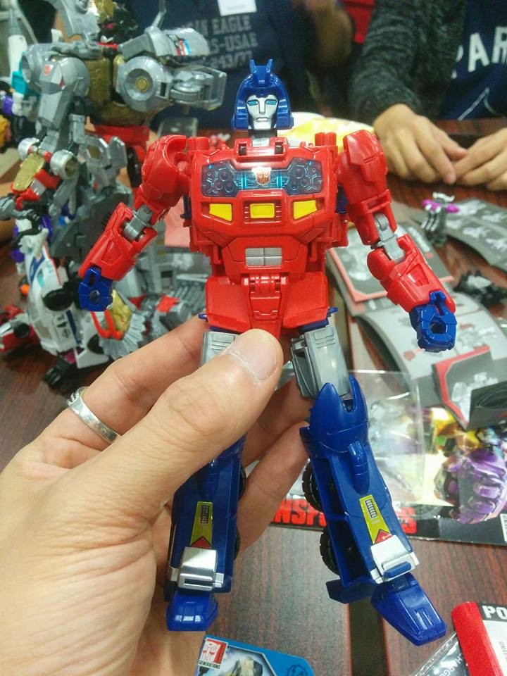 Transformers News: In hand Images of Transformers Power of the Primes Optimus Prime, Rodimus, Starscream and Grimlock Transformers News: In hand Images of Transformers Power of the Primes Optimus Prime, Rodimus, Starscream and Grimlock