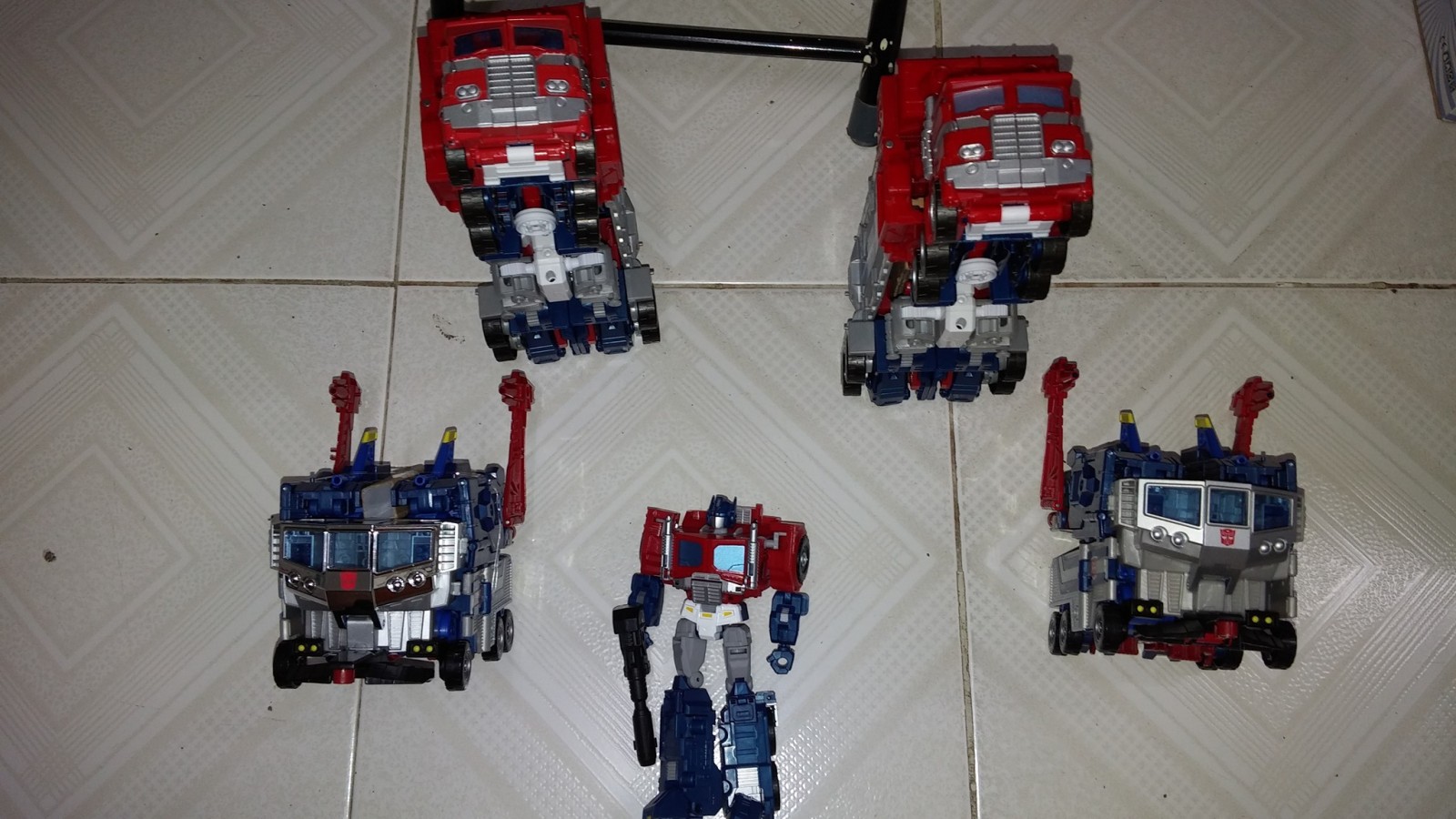 Transformers News: In-Hand Images of Takara Tomy Transformers Legends LG-EX God Ginrai