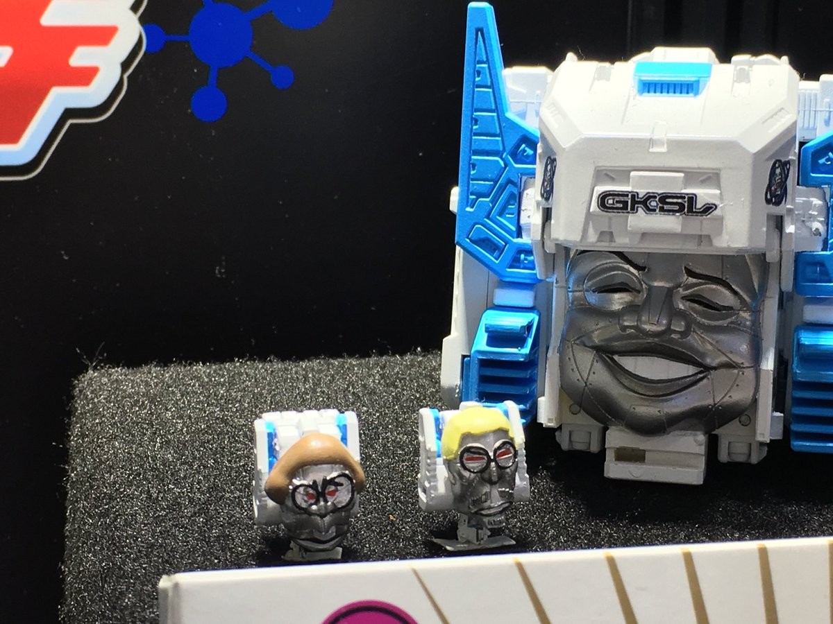 Transformers News: Downtown Limited Cerebros and Fortress Titan Masters on Display at Tokyo Comic Con