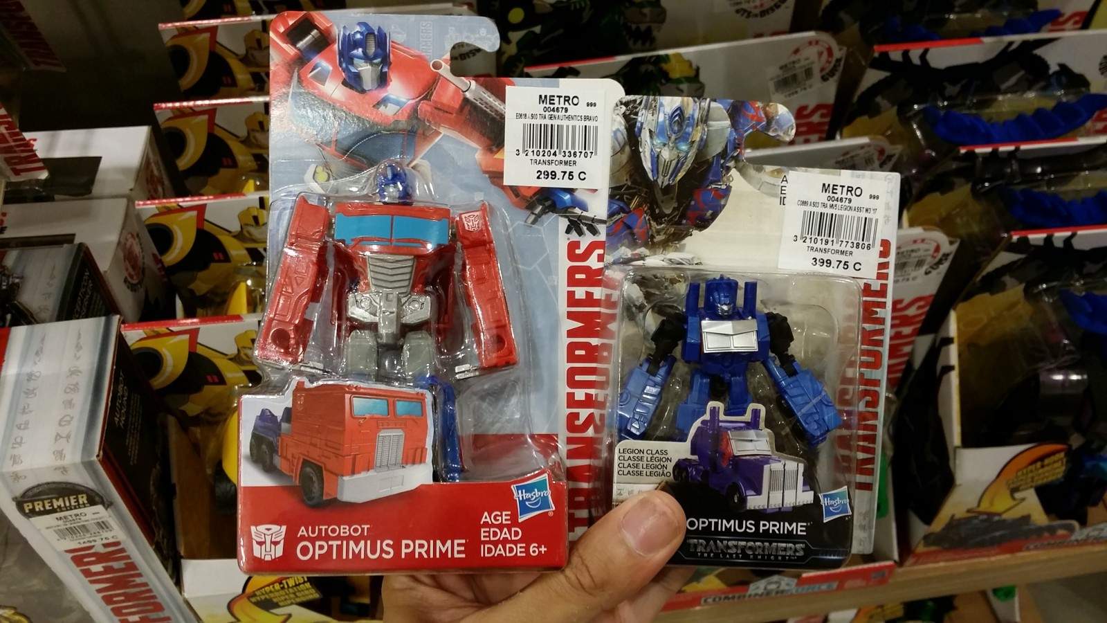 Transformers News: First In Hand Images of New Transformers 4.5" Optimus Prime Figure Transformers News: First In Hand Images of New Transformers 4.5" Optimus Prime Figure