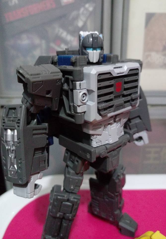 Transformers News: Re: Takara Tomy Transformers Legends Toyline Thread