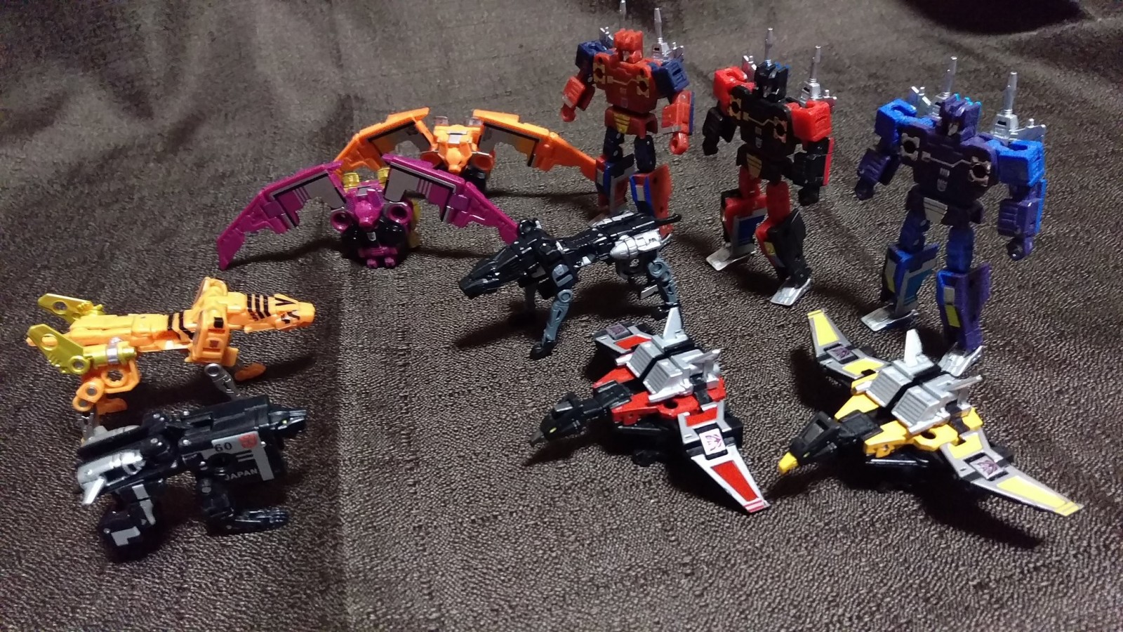 Transformers News: More in-hand and comparison images of MP-15/16-E Cassettebot vs Cassettetron Transformers News: More in-hand and comparison images of MP-15/16-E Cassettebot vs Cassettetron