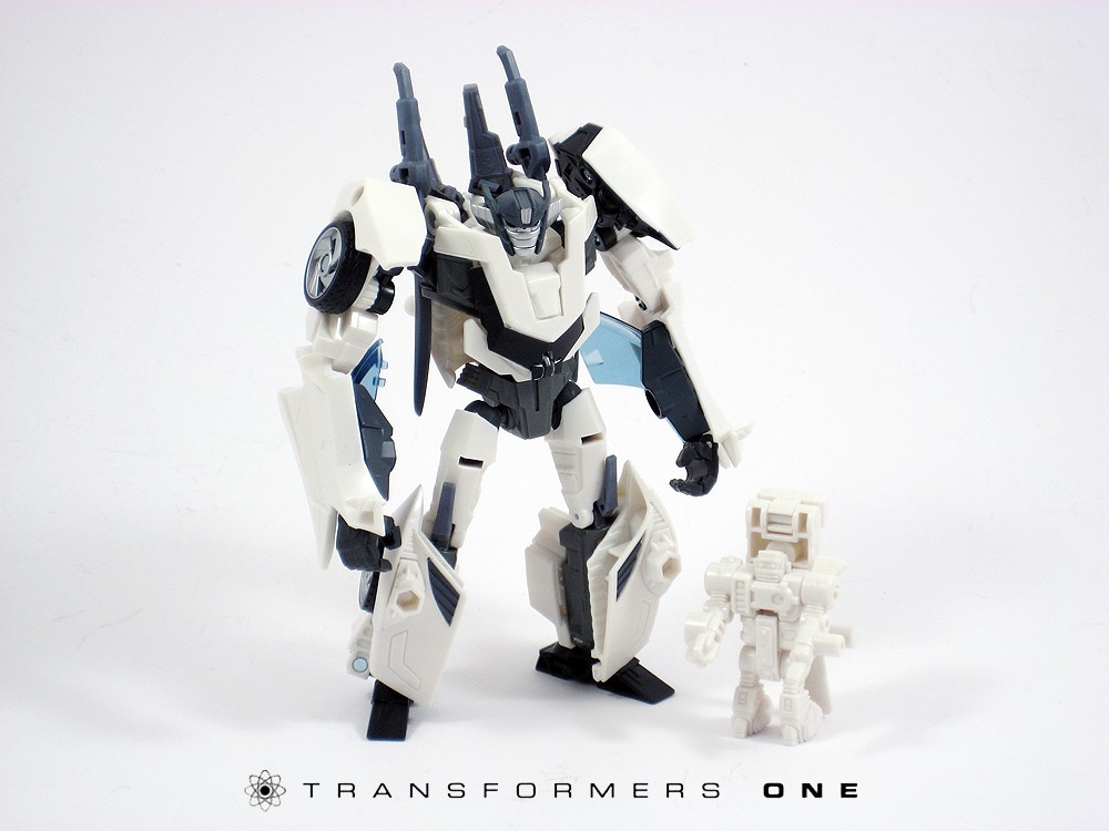 Transformers News: Top 5 Transformers Toys who's Hasbro version was better than Takara's Transformers News: Top 5 Transformers Toys who's Hasbro version was better than Takara's