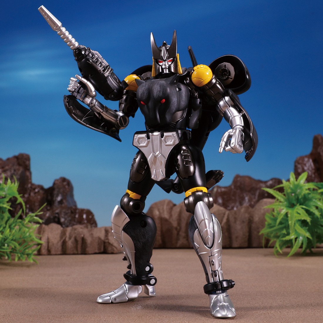 Transformers News: More Images of Transformers Masterpiece MP-34S Shadow Panther