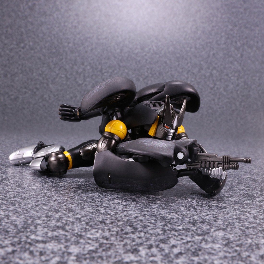 Transformers News: More Images of Transformers Masterpiece MP-34S Shadow Panther