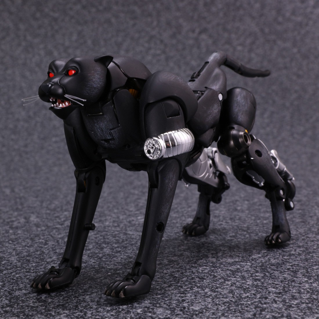 Transformers News: More Images of Transformers Masterpiece MP-34S Shadow Panther