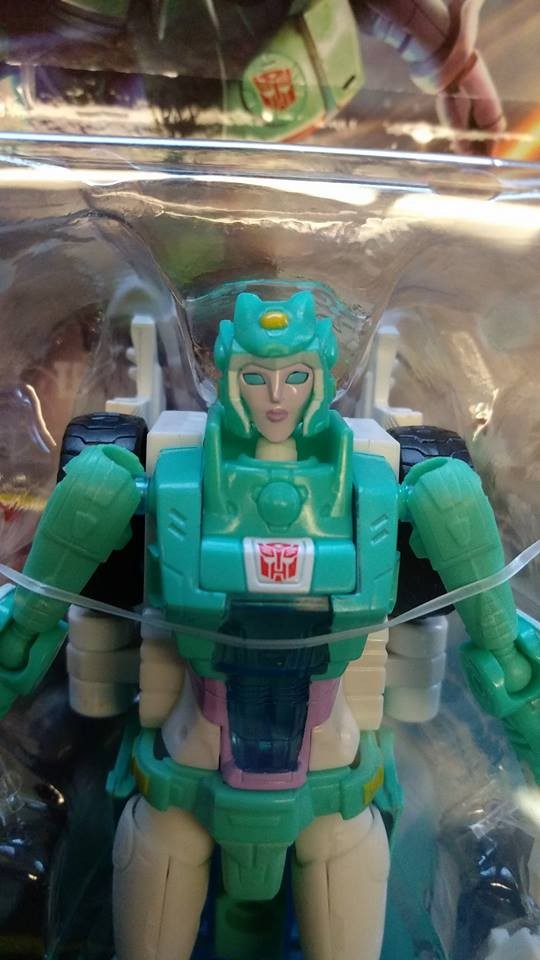 Transformers News: Power of the Primes Wave 2 Out in Singapore Collector Shops Transformers News: Power of the Primes Wave 2 Out in Singapore Collector Shops