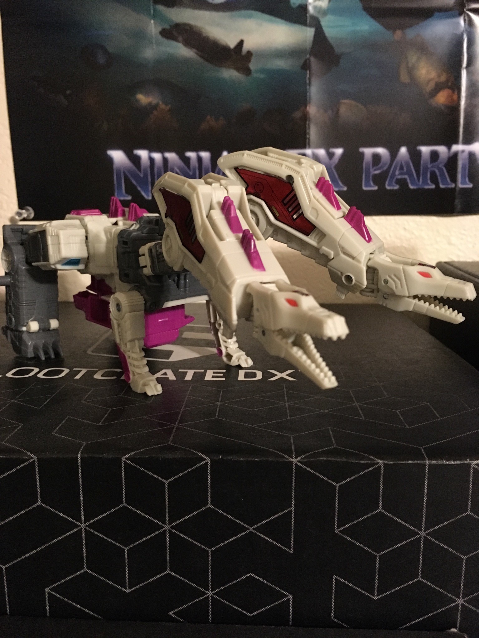 Transformers News: In Hand Images of Hun-Gurr from Power of the Primes with First Look at Torso Mode Transformers News: In Hand Images of Hun-Gurr from Power of the Primes with First Look at Torso Mode