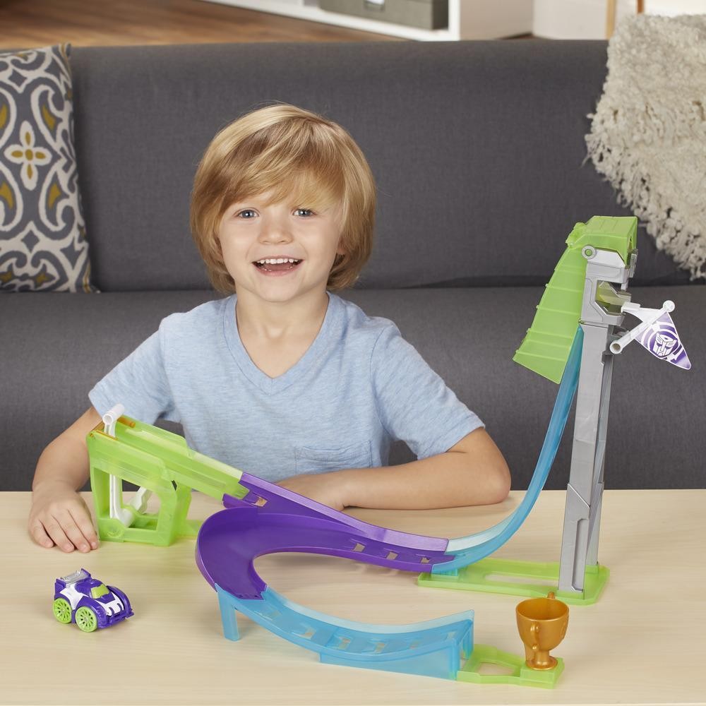 Transformers News: Transformers: Rescue Bots Flip Racers Blurr Reverse Raceway Listed