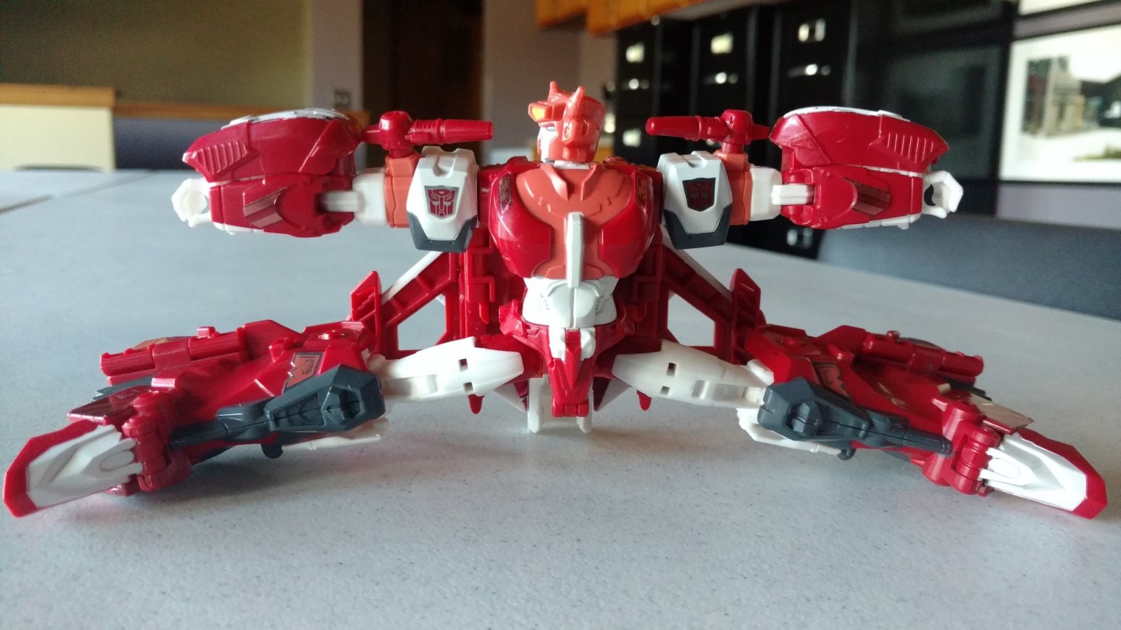 Transformers News: Video Reviews for Transformers Power of the Primes Elita-1 and Hun-Gurrr