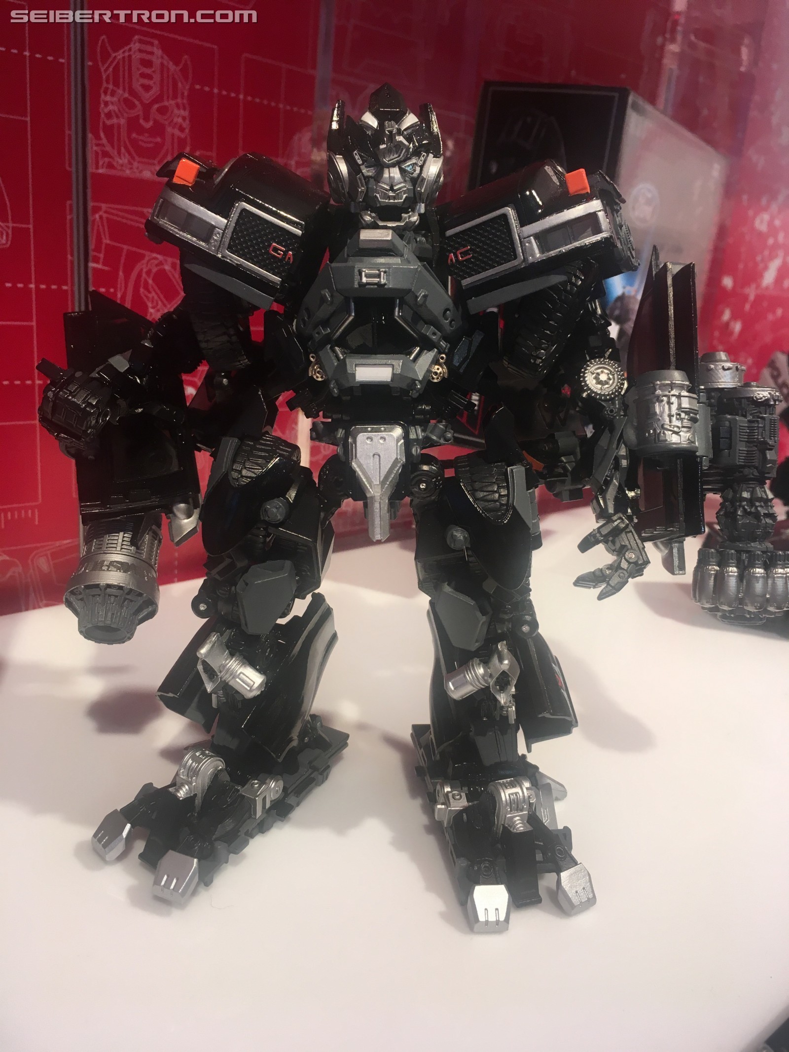 Transformers News: Re: Transformers Movie Masterpiece MPM-6 Ironhide Thread Transformers News: Re: Transformers Movie Masterpiece MPM-6 Ironhide Thread