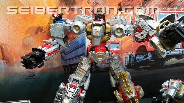 Transformers News: Wonderfest 2018 - Transformers Power of the Primes Display #wf2018w