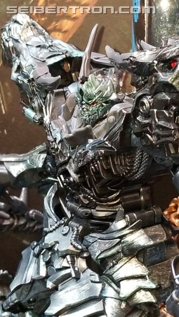 Transformers News: Wonderfest 2018 - Transformers Studio Series Leader Grimlock Diorama, Optimus Prime and More#wf2018w